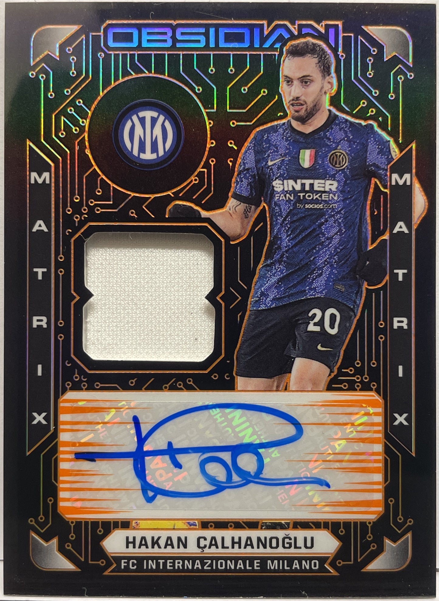 Hakan Calhanoglu 40/50 Patch Autograph Matrix Obsidian 2021/22