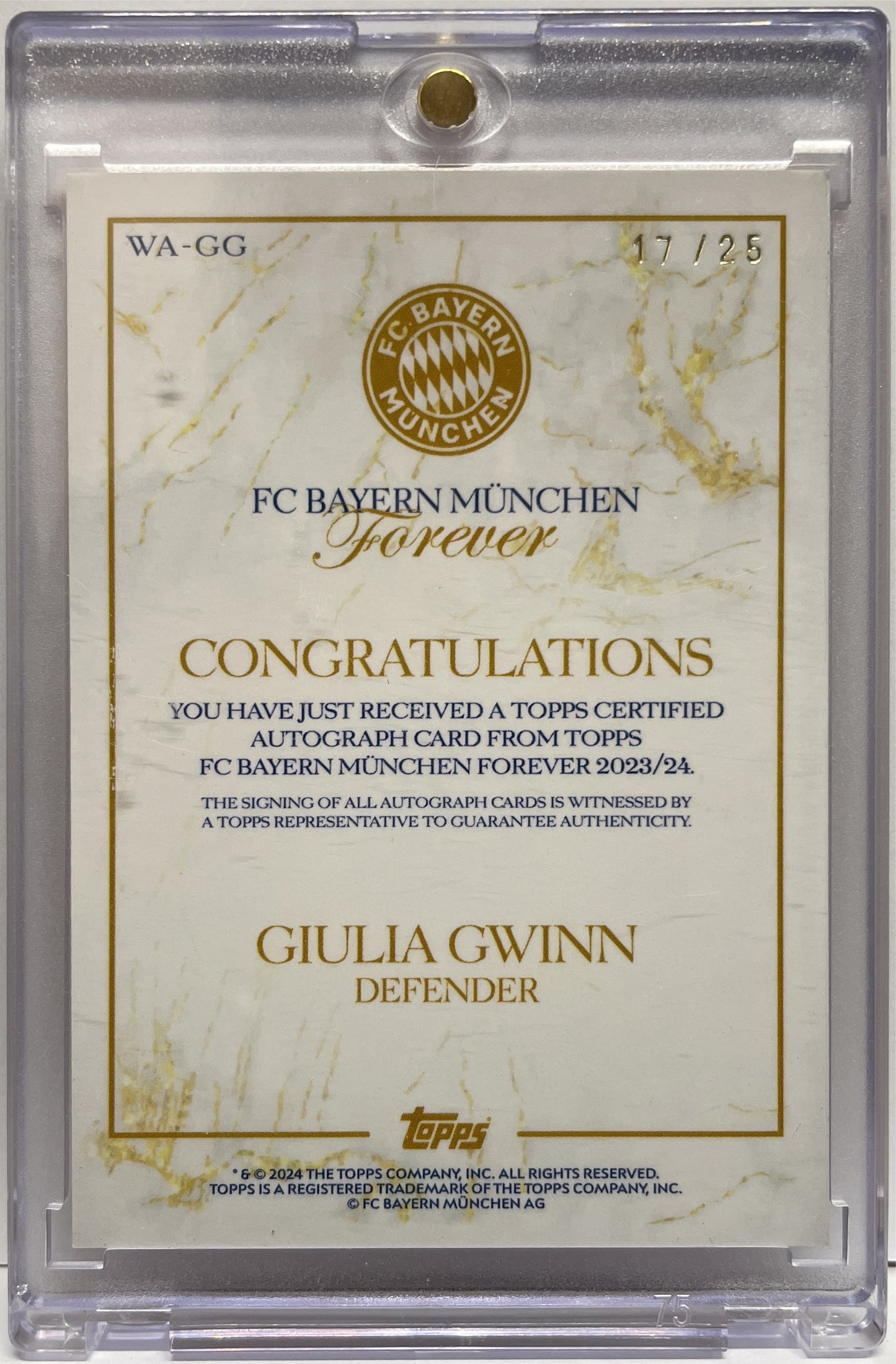 Giulia Gwinn 17/25 Autograph Orange Topps Bayern Munchen Forever 2024