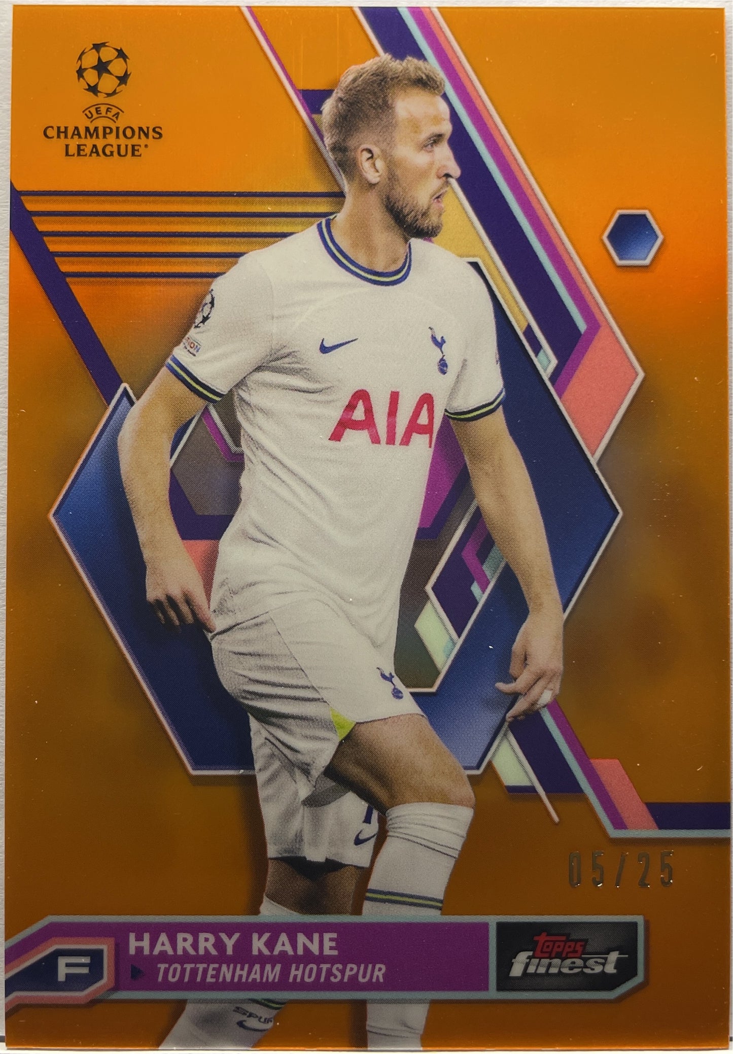 Harry Kane 5/25 Orange Topps FInest UCC 2022/23