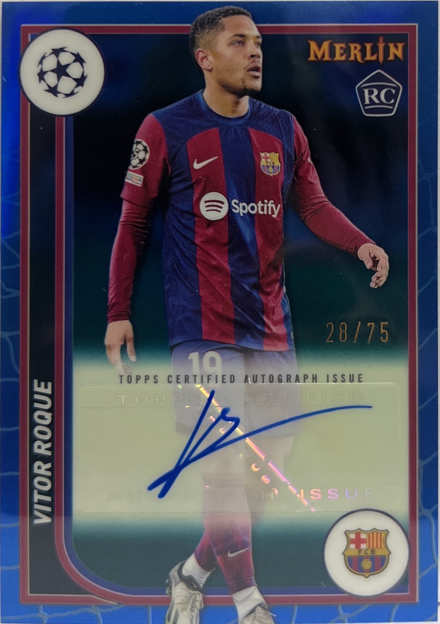 Vitor Roque 28/75 Rookie Autograph Blue Topps Chrome Merlin 2023/24