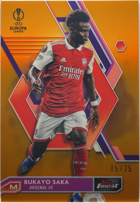 Bukayo Saka 15/25 Orange Topps Finest UCC 2022/23