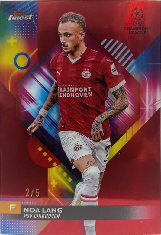 Noa Lang 2/5 Red Topps Finest UCC 2023/24